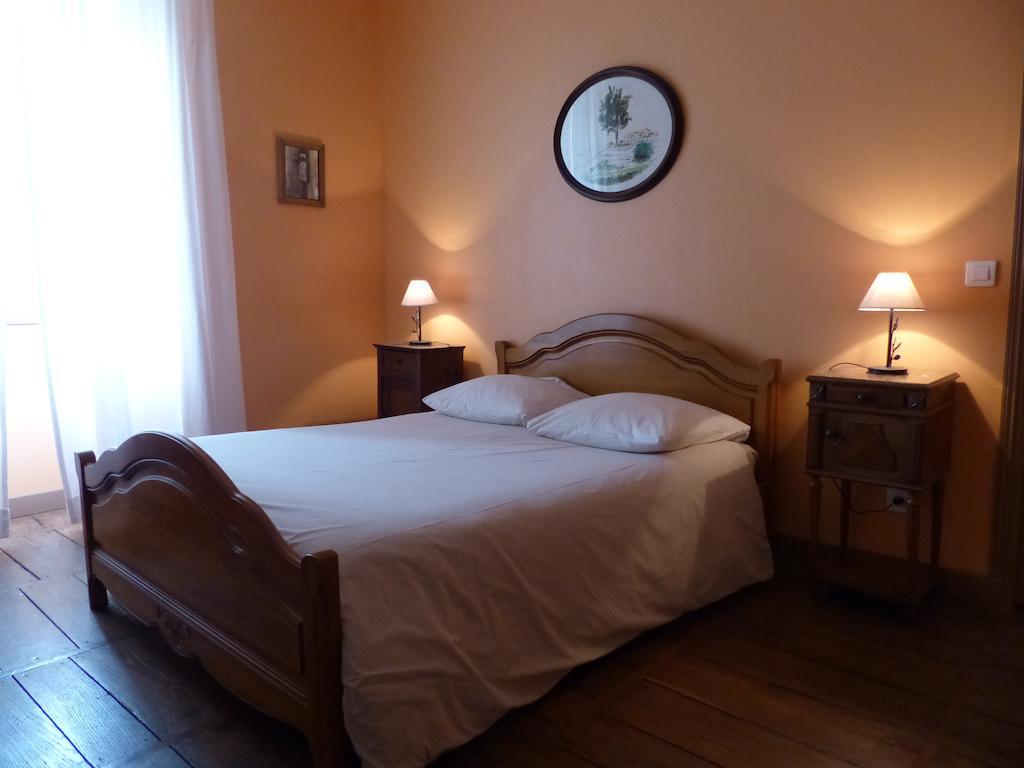 Le Domaine De Panissac Bed and Breakfast Berneuil  Camera foto