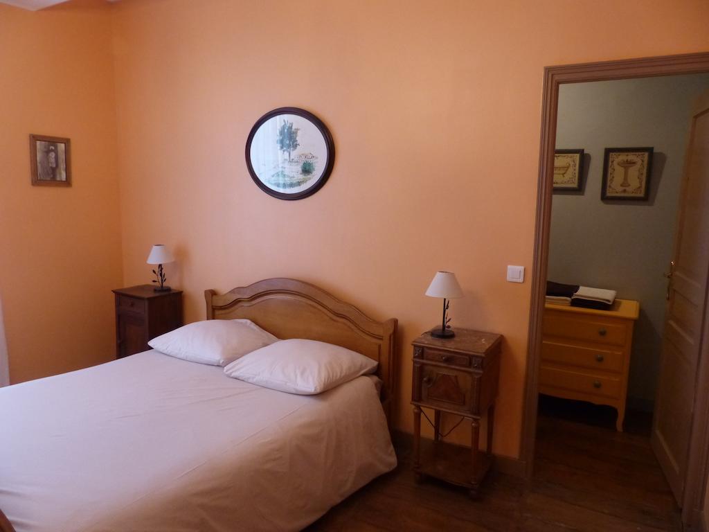 Le Domaine De Panissac Bed and Breakfast Berneuil  Camera foto