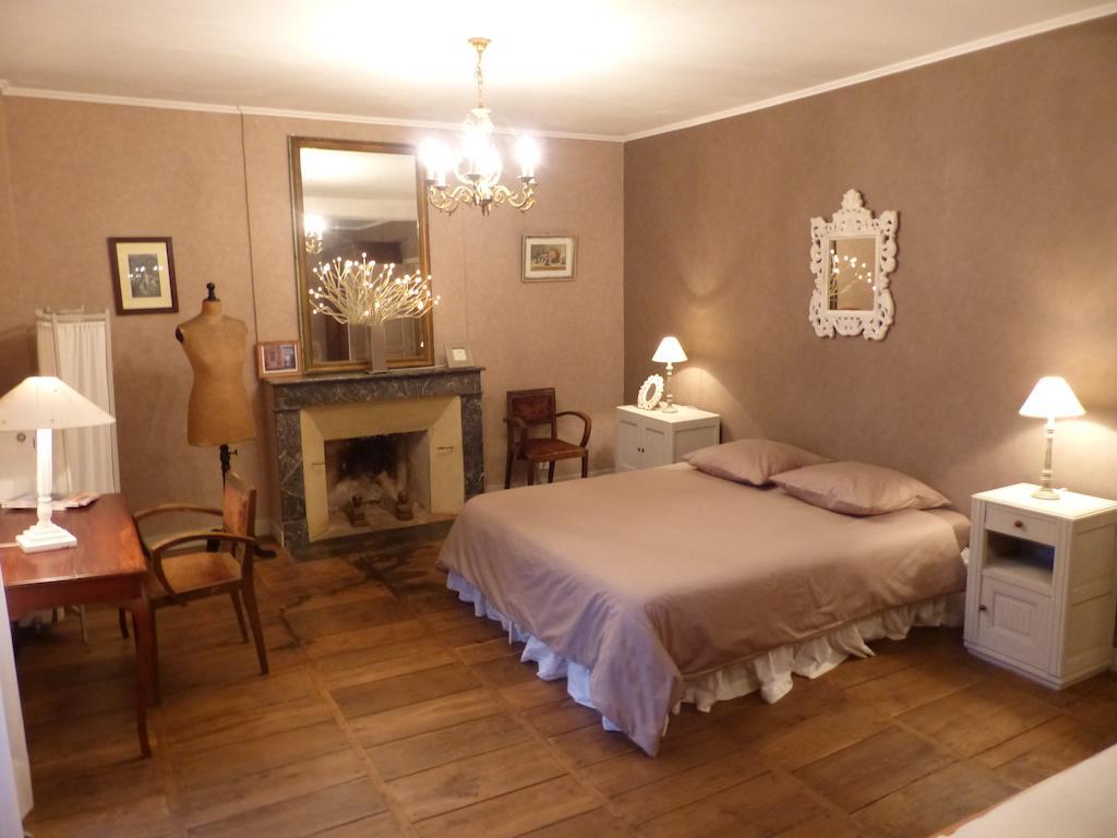 Le Domaine De Panissac Bed and Breakfast Berneuil  Camera foto