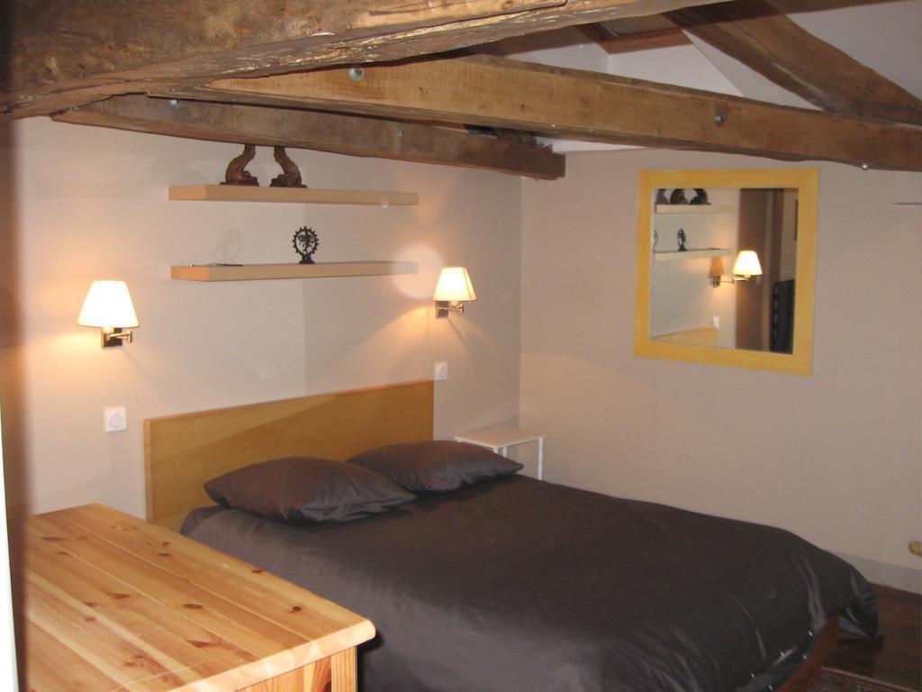 Le Domaine De Panissac Bed and Breakfast Berneuil  Esterno foto